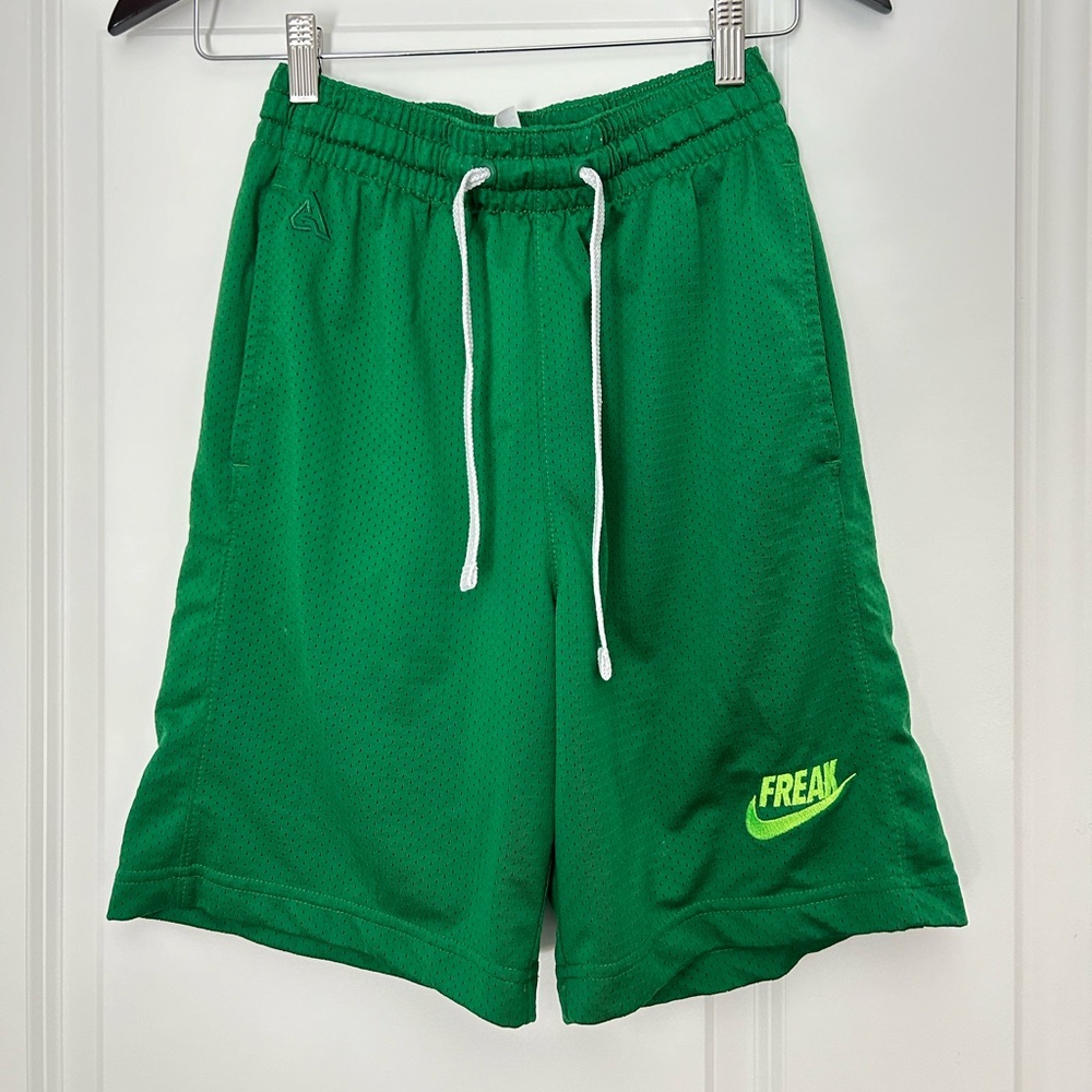 NIKE Giannis Basketball Shorts
